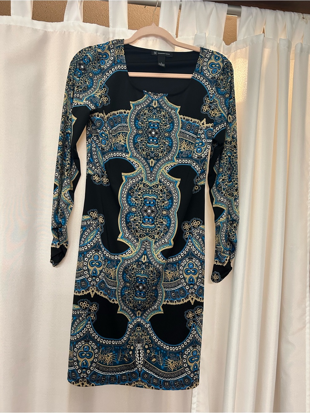 Paisley-Print Long Sleeve Dress in Black & Blue